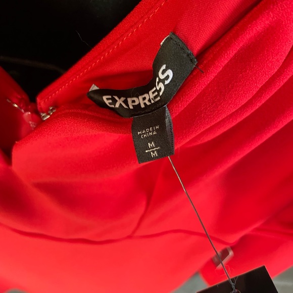 Red express dress - Picture 2 of 4